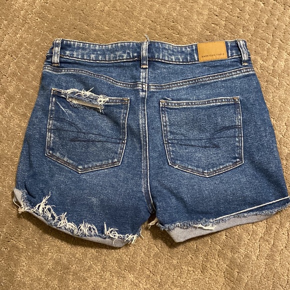 American Eagle Mom Short - Picture 2 of 5